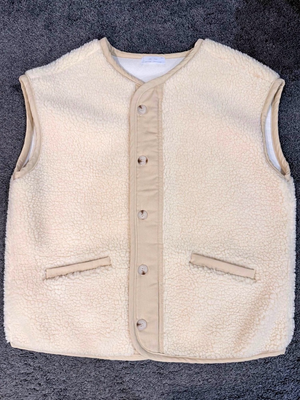 OAK + FORT Button-Front Vest